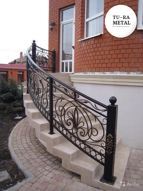 MERDİVEN KORKULUKLARI