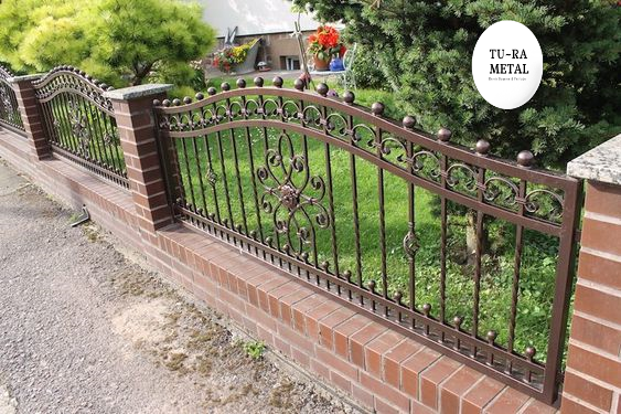 DEMİR DOĞRAMA FERFORJE DUVAR ÜSTÜ KORKULUK