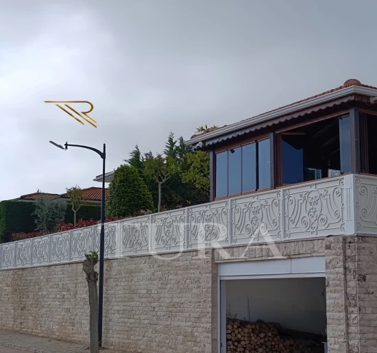 Ferforje duvar korkulukları 