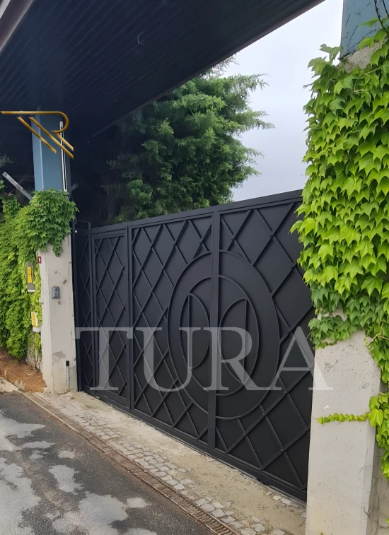 Sürgülü garaj kapıları 